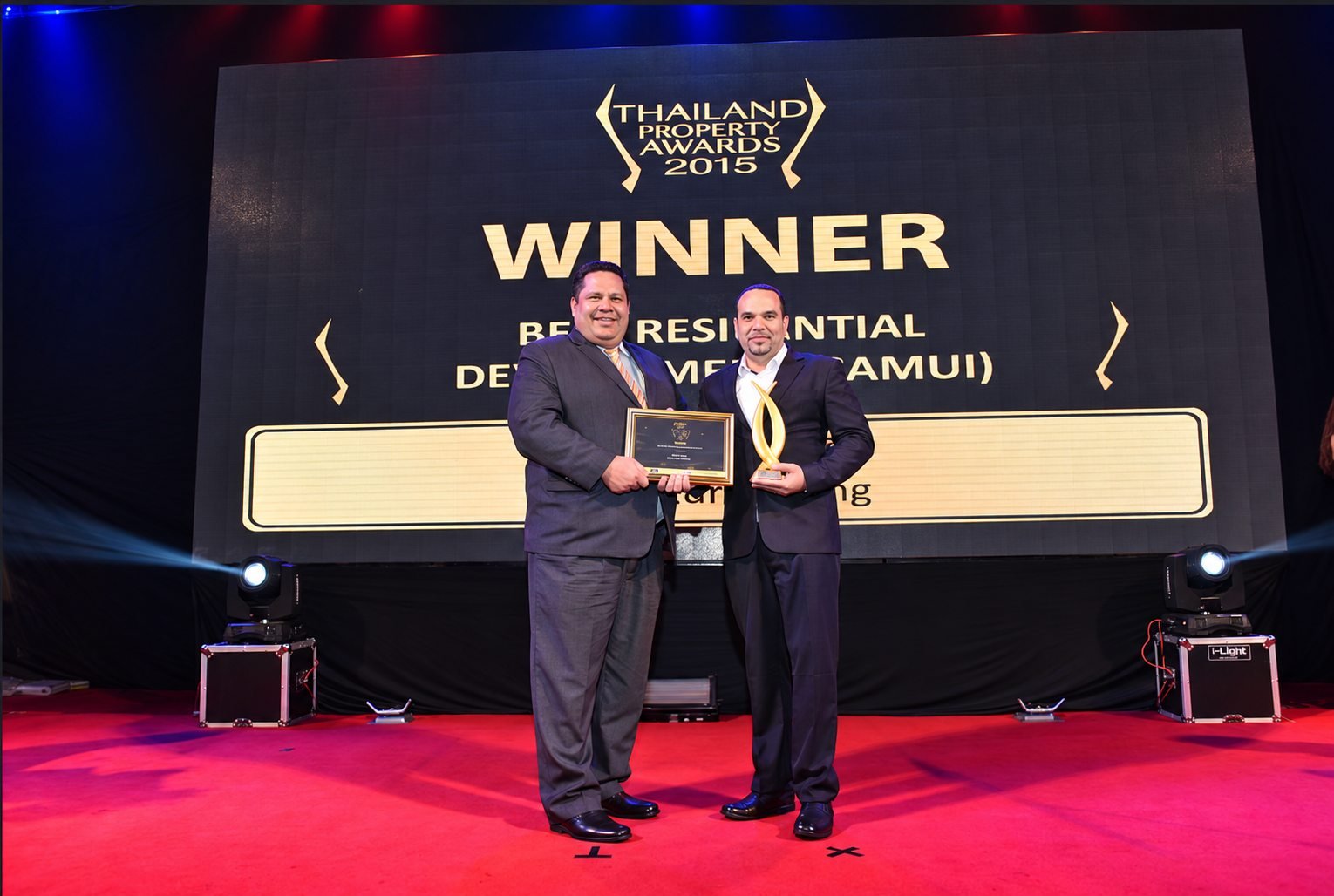 Antonio Doani receiving the Best Residential Development Samui trophy at the 2015 Thailand Property Awards